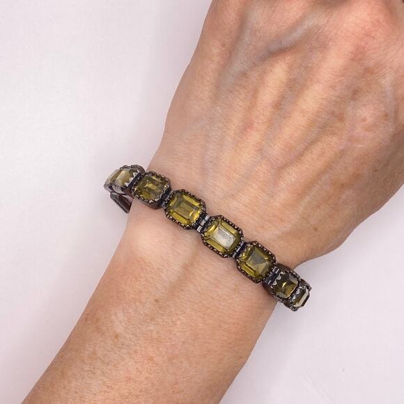 Vintage FOSSIL Antique Gold Tone Green Prong Set Glass Bracelet Toggle Clasp - Picture 3 of 8